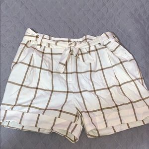 Self-tie shorts